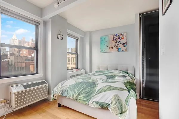 Rented by Compass | media 7