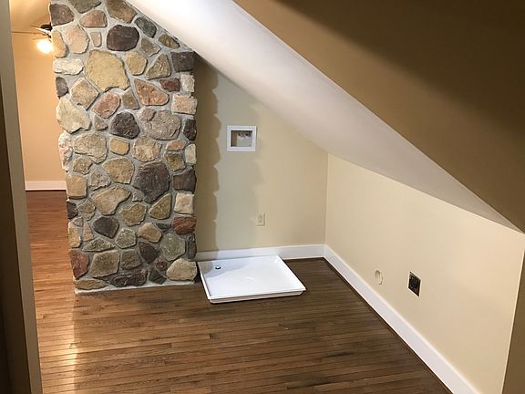Washer/Dryer Hookup