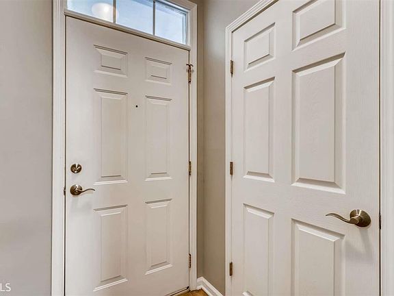 3rd image of 711 Spring Heights Ln SE #711