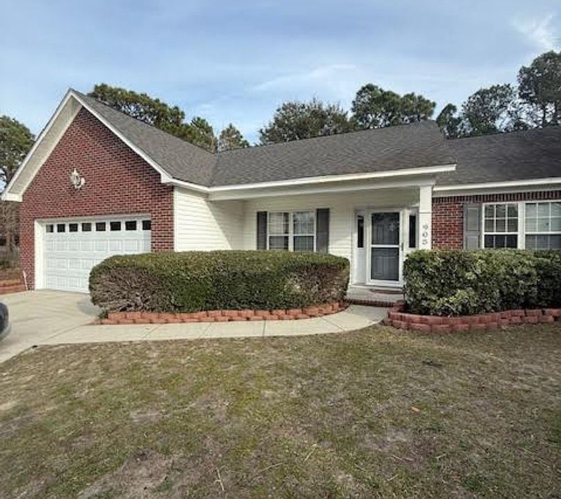 1st image of 905 Lowry Ct