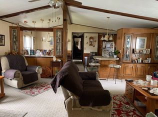 214 W Mountainview Dr, Stony Pt, NY