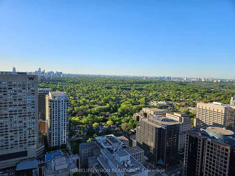 42 Charles St E #4207 — Photo 2