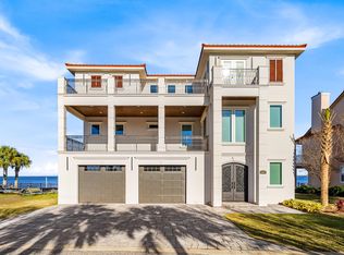 9375 Palmetto Ridge Ct, Navarre, FL 32566