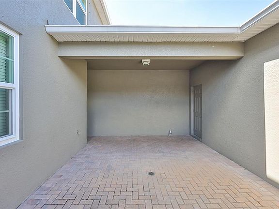 3rd image of 6330 Lantern View Pl