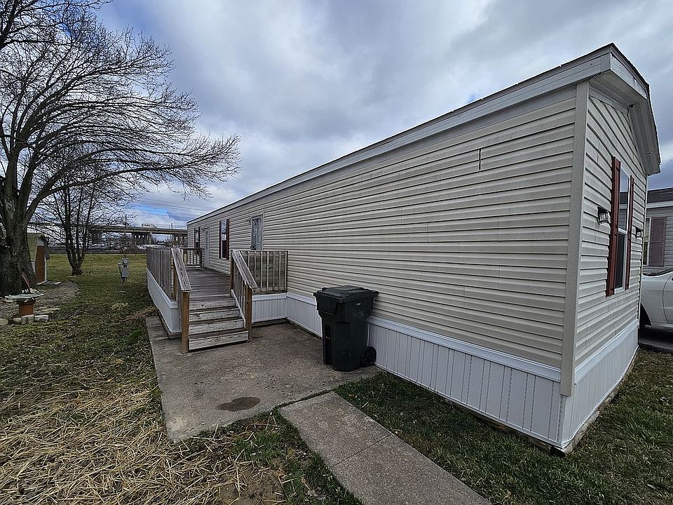 1st image of 9773 Buckingham Dr