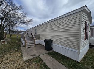 9773 Buckingham Dr, Fairdale, KY 40118