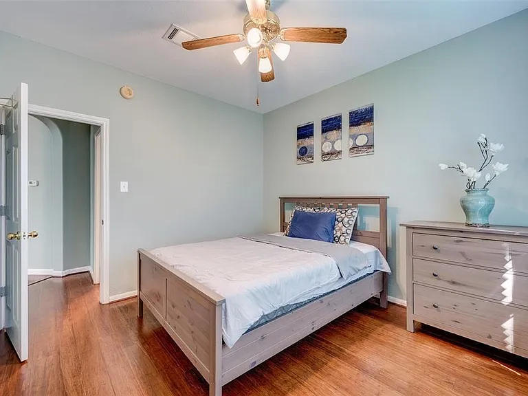 4918 Chappel Hill Dr — Photo 11