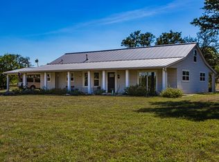 168 Melvin Bonn Rd, Fredericksburg, TX 78624