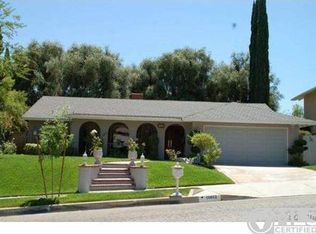 16612 Nearview Dr, Santa Clarita, CA 91387