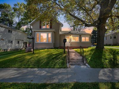 605 Elm Ave W, Waseca, MN, 56093