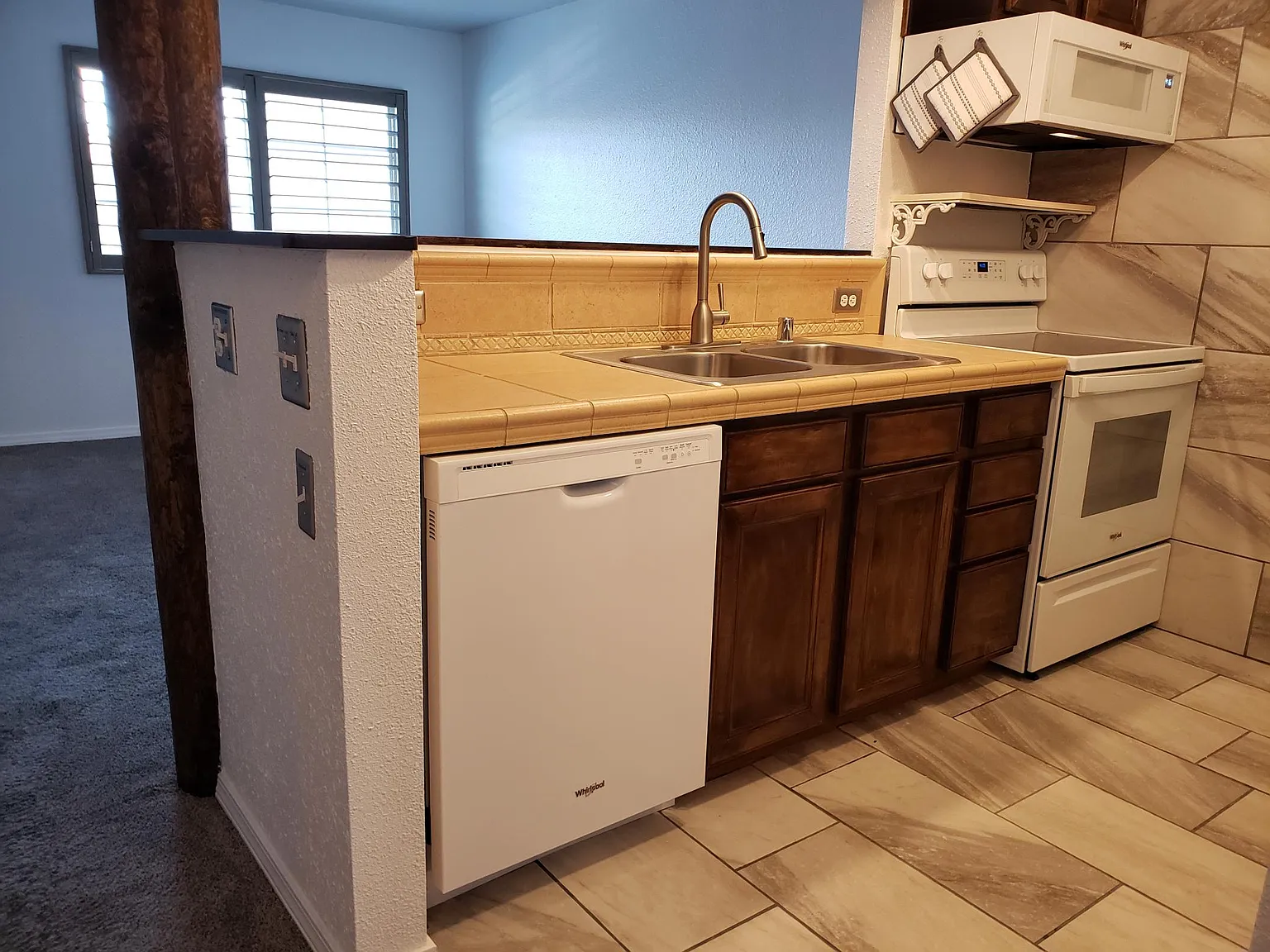 1 bed, 614 sqft, $1,600 — Photo 2