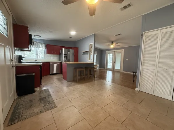 5314 Furness Cir #390, Sarasota, FL 34241
