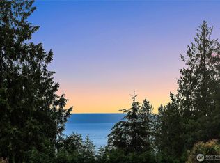 18230 88th Ave W, Edmonds, WA 98026