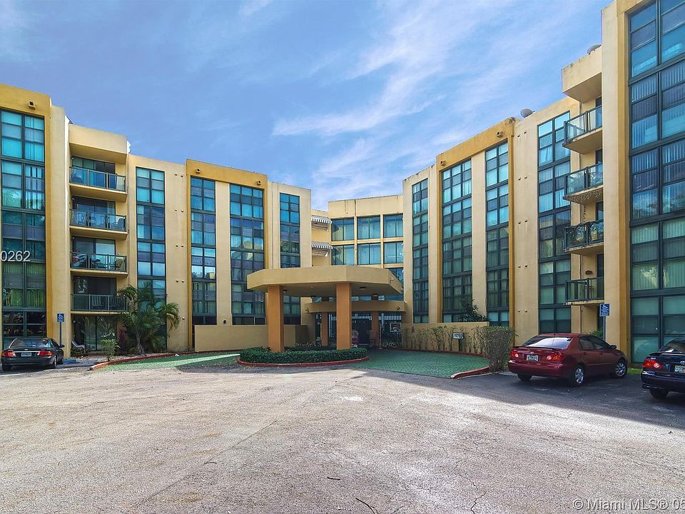 2nd image of 11780 SW 18th St #1