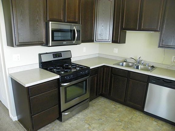 3rd image of 1705 21st Ave S