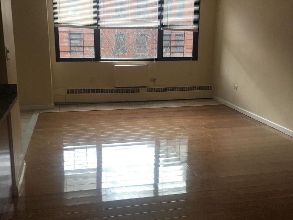 1st image of 8915 144th St #3C