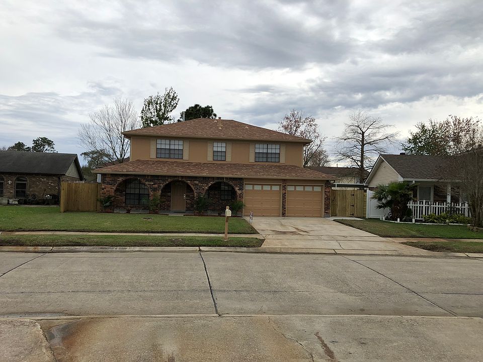 1st image of 2116 Mesa Via Dr