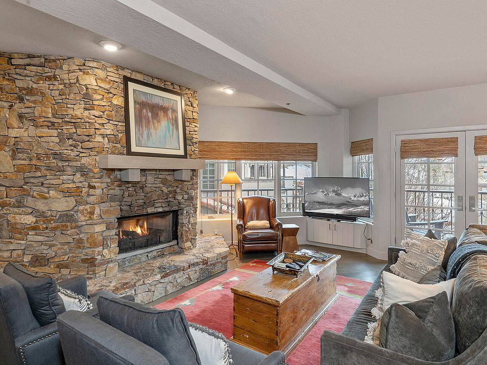 1st image of 622 Mountain Village Blvd Suite 210