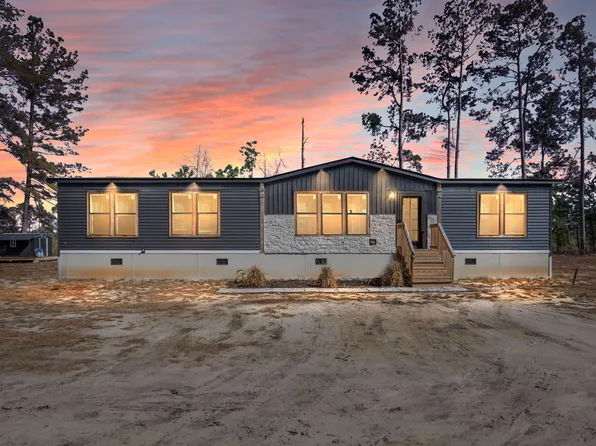 142 Beejay Ln, Ridgeville, SC 29472