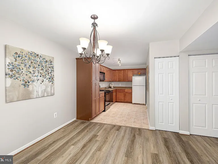 10673 Spring Oak Ct — Photo 14