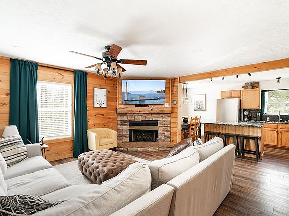 2nd image of 4157 Mountain Rest Way