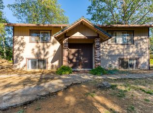 321 Mountain View St, Weaverville, CA 96093