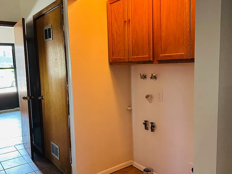 522 W Ramona Ave — Photo 40