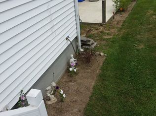 40 Old Winthrop Rd, Manchester, ME 04351