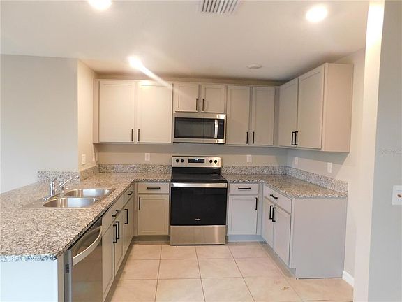 5th image of 16838 DELIA STREET