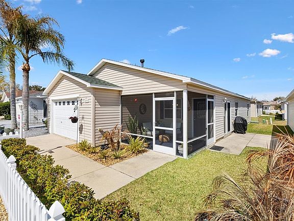 4th image of 2737 Craven Way