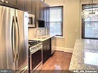 308 S 12th St #2F — Photo 3