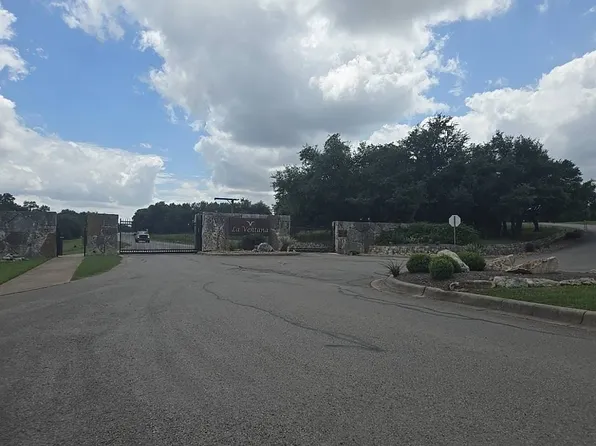 294 Ranchers Club Ln, Driftwood, TX 78619