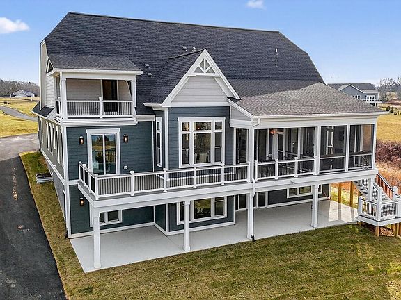 3rd image of 393 Rock Island Rdg