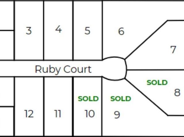 350 Ruby Ct, Long Grove, IA 52756