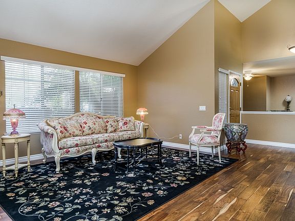 3rd image of 349 Moonstone Bay Dr