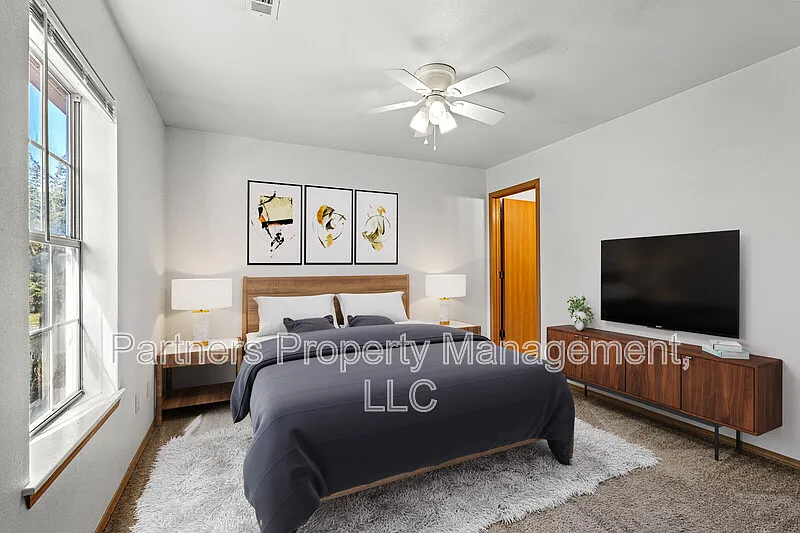 2 bed, 2.0 bath, 1100 sqft, $1,150 — Photo 3