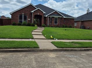 206 Annette St, Lancaster, TX 75146