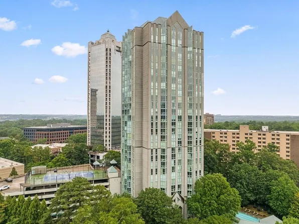 2870 Pharr Court South NW APT 203, Atlanta, GA 30305