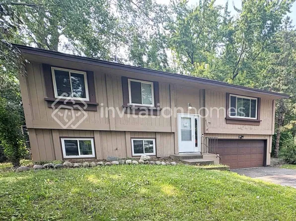 8225 Russell Ave N, Brooklyn Park, MN 55444