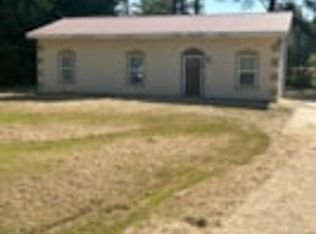 137 Stringer Ln, Columbus, MS 39702