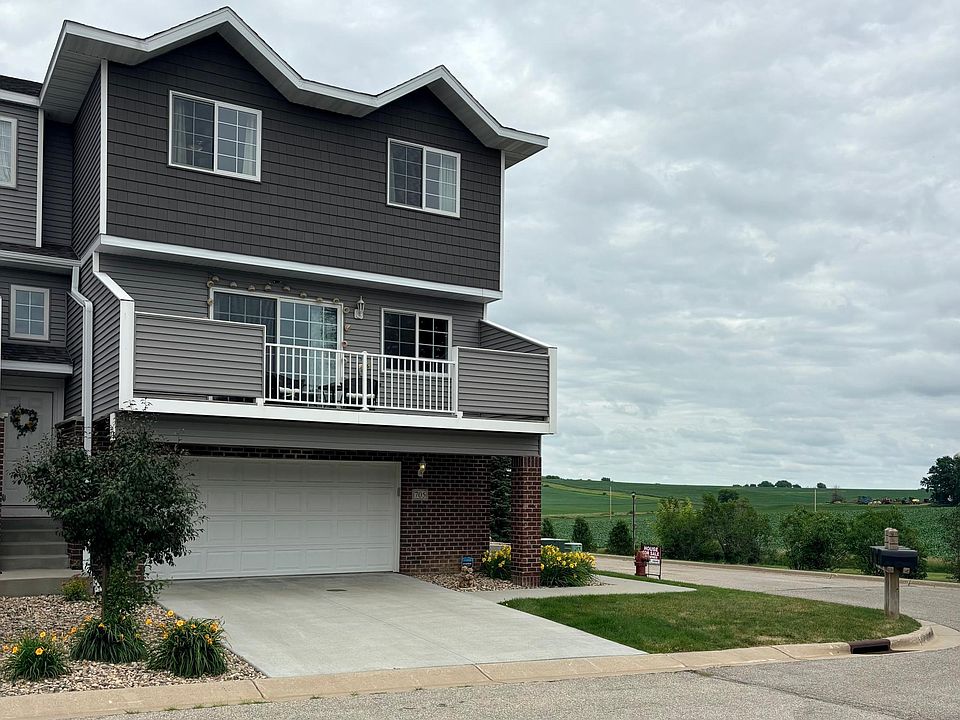 1st image of 705 Shardlow Pl NE