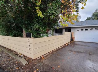 3175 Lawrence Rd, Redding, CA 96002