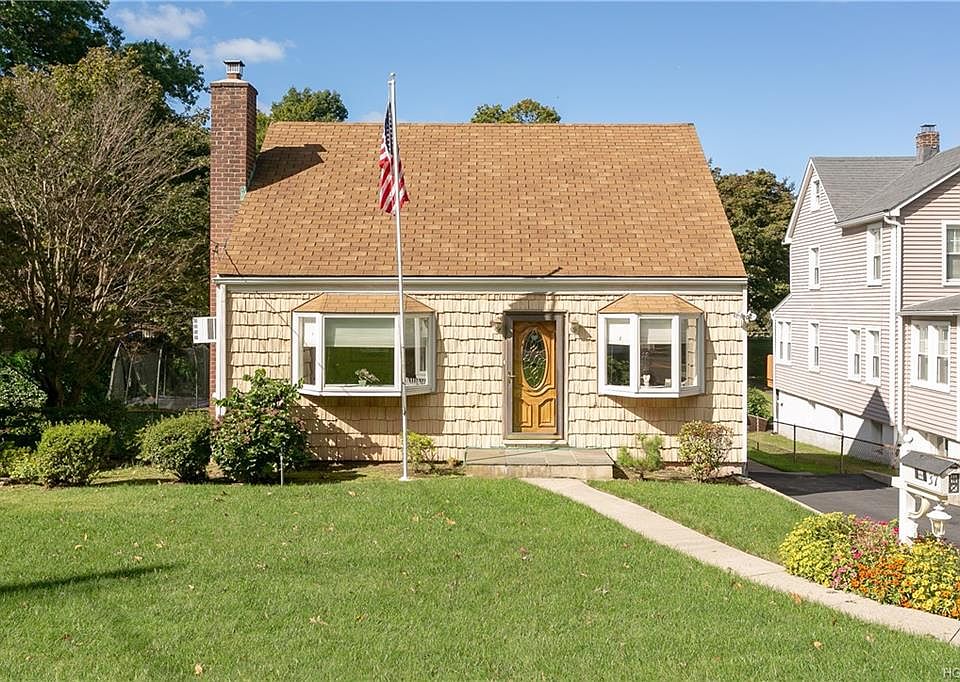 1st image of 37 Winthrop Ave