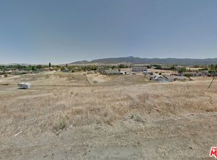 19920 Mesa Dr, Tehachapi, CA 93561