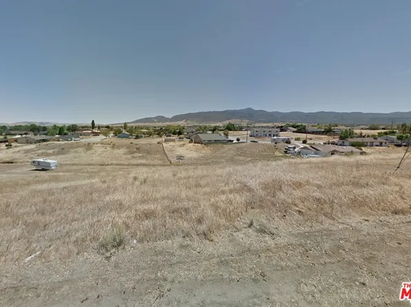 19920 Mesa Dr, Tehachapi, CA 93561