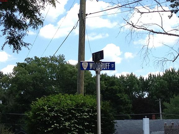 5th image of 617 Woodruff St