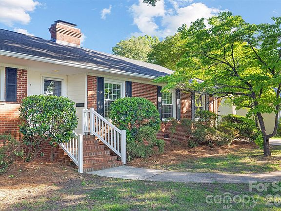 2nd image of 5430 Finsbury Pl