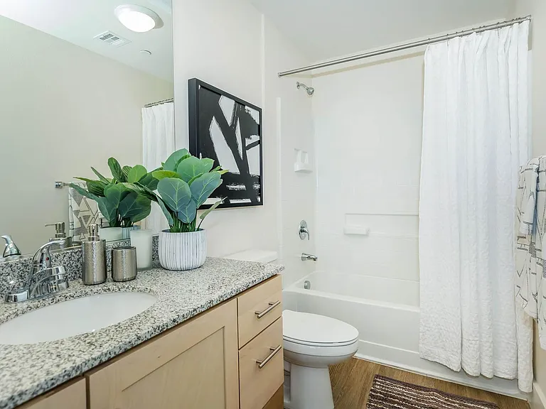 Las Aguas Apartments — Photo 36