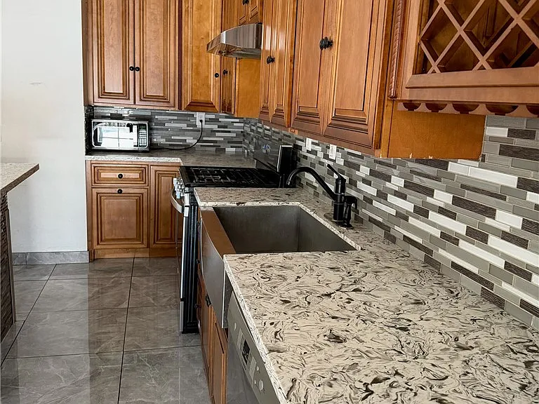 4633 Solar Eclipse Dr — Photo 5