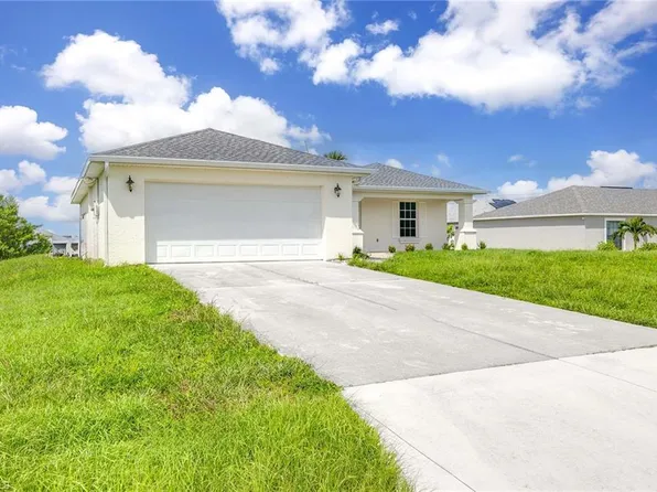 915 NE 10th Ln, Cape Coral, FL 33909
